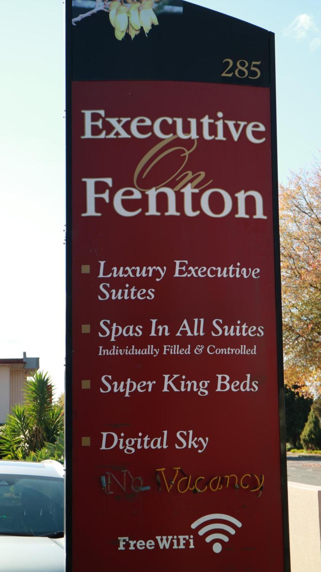 Мотель Executive On Fenton Роторуа Экстерьер фото